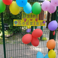 Uczniowie ZSZHTS w Przedszkolu „Pod Jarzębinką”